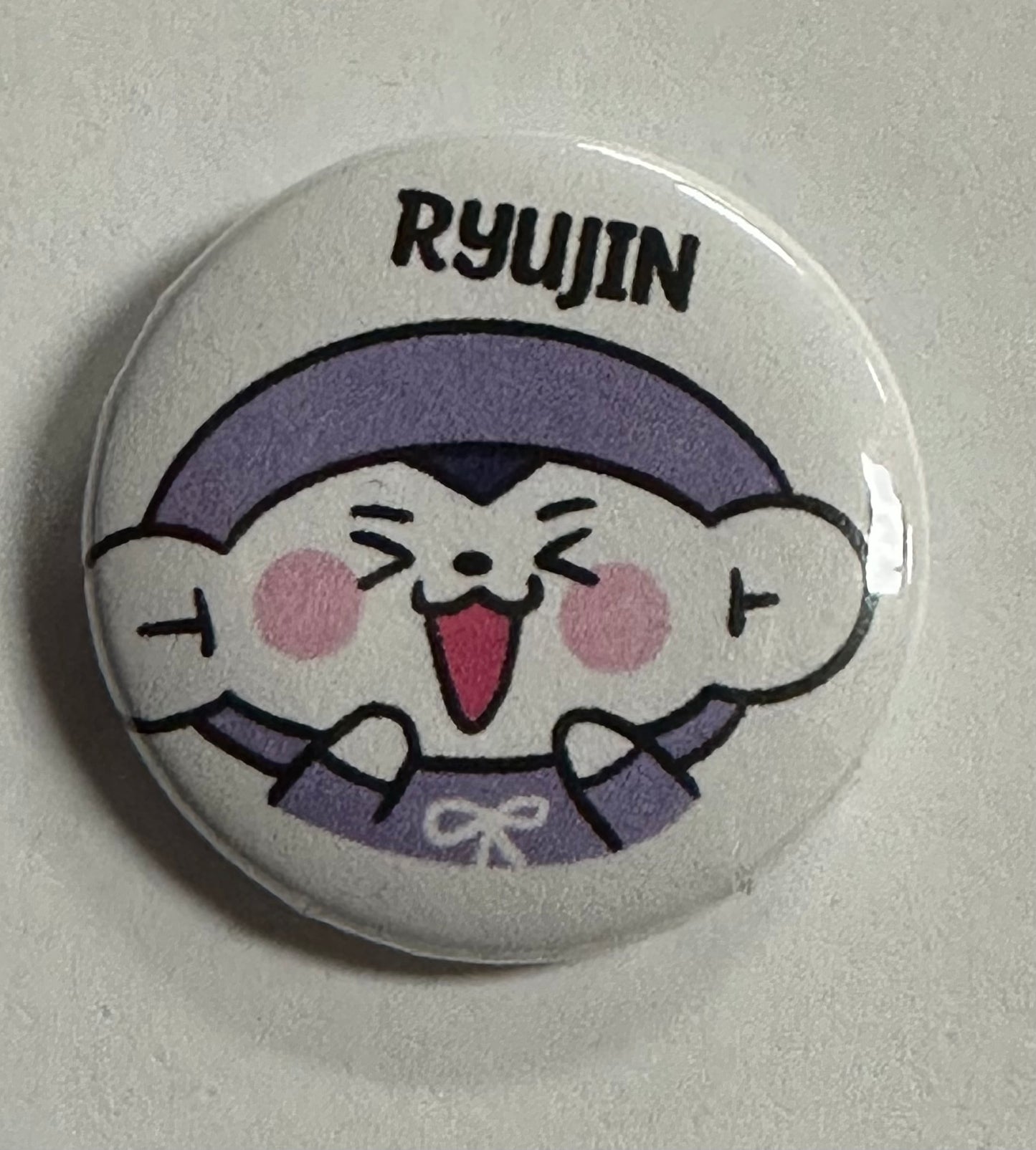 Itzy mini buttons